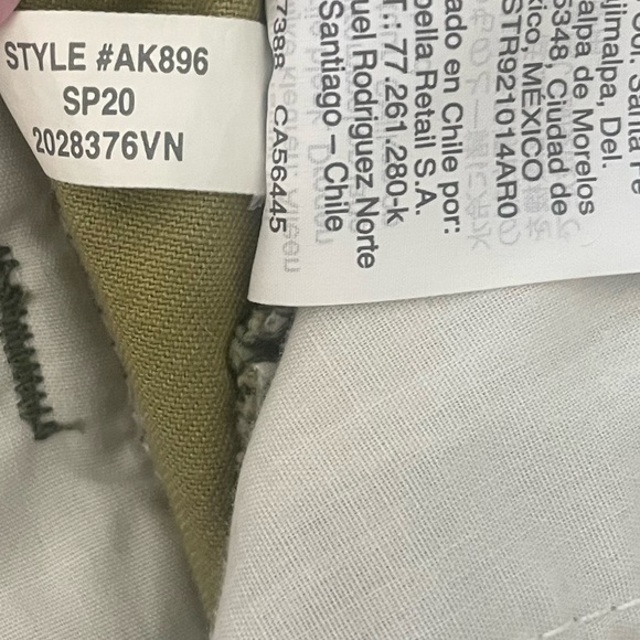 J crew factory camo cropped chinos - Picture 2 of 3